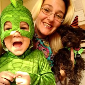 Meet your Posher, Danielle